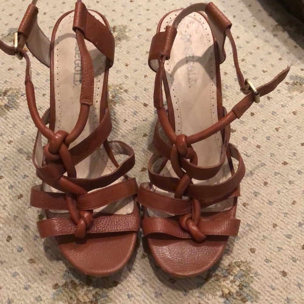 High heels sandals